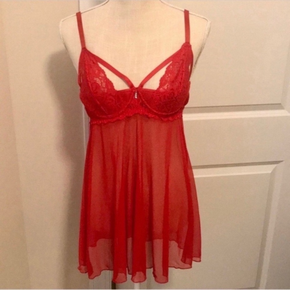 Gorgeous Red Escante Size Large Nighty(NWOT)